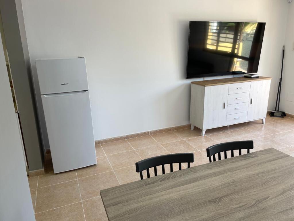 Casa Mari Y Jose Con Grandes Piscinas Y Wifi Gratis Lägenhet Corralejo Exteriör bild