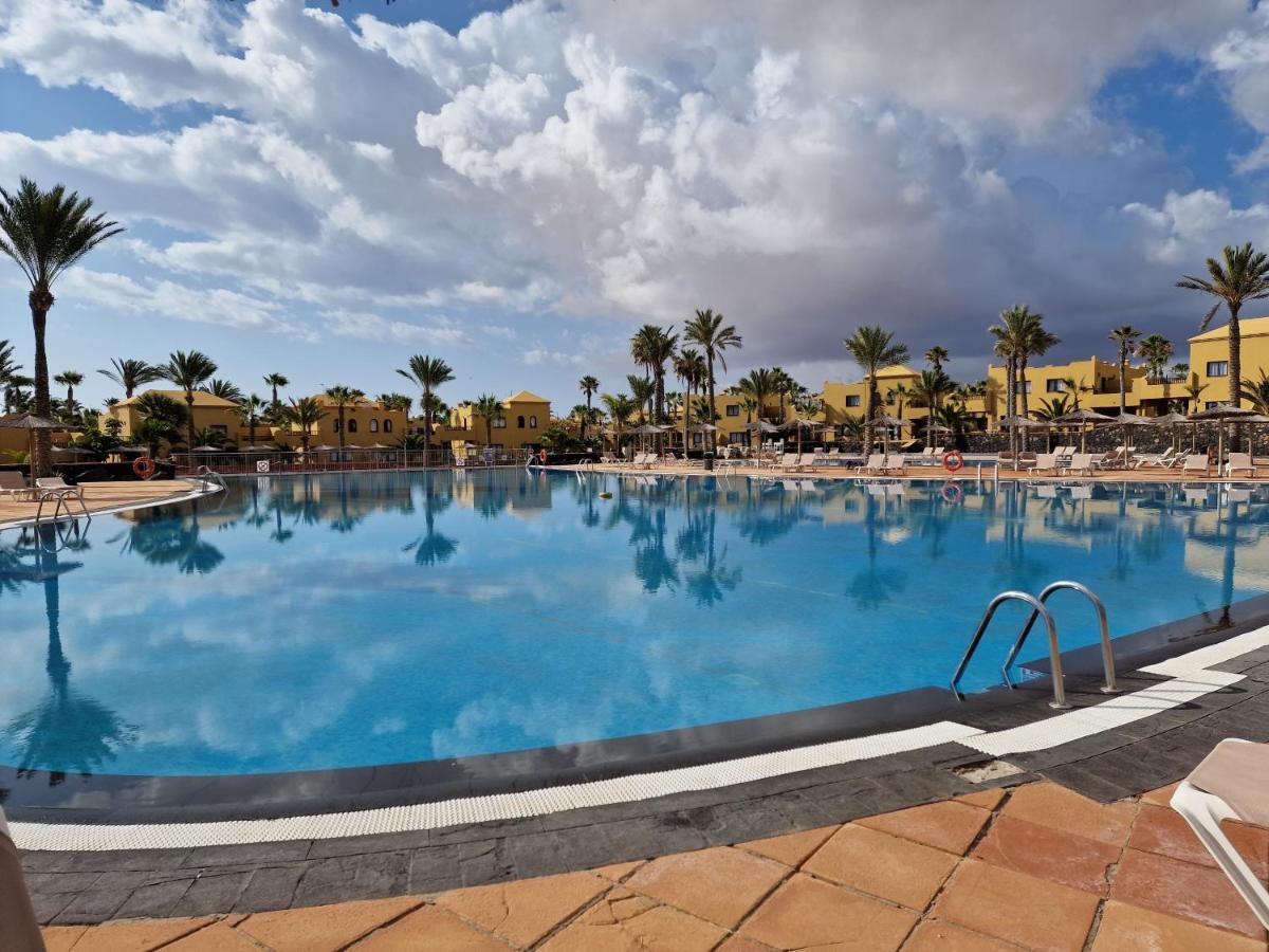Casa Mari Y Jose Con Grandes Piscinas Y Wifi Gratis Lägenhet Corralejo Exteriör bild