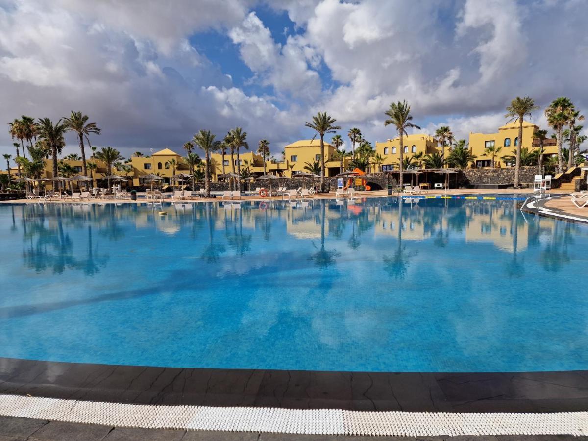 Casa Mari Y Jose Con Grandes Piscinas Y Wifi Gratis Lägenhet Corralejo Exteriör bild